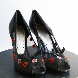 BCBGirls  black mesh floral bow peep toe slip on pump heels us Size 8.5B